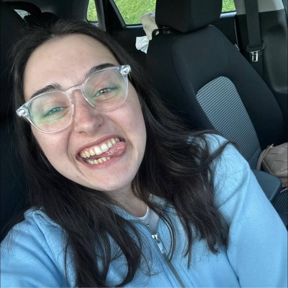 Meet your Posher, Amanda